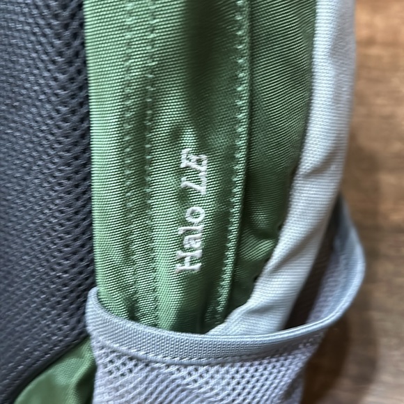 Osprey Backwoods Backpack Halo LE Green Shoulder Straps Hiking Outdoor Bag - Picture 3 of 6